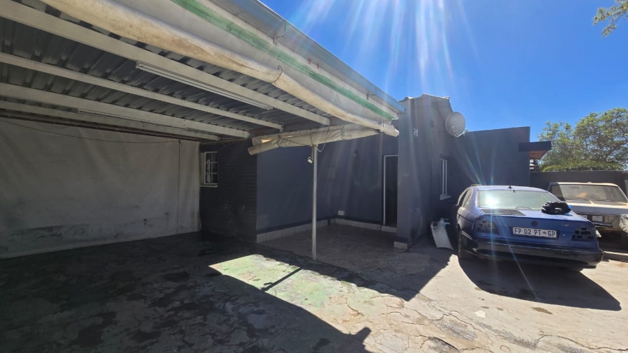 3 Bedroom Property for Sale in Roodepan Northern Cape
